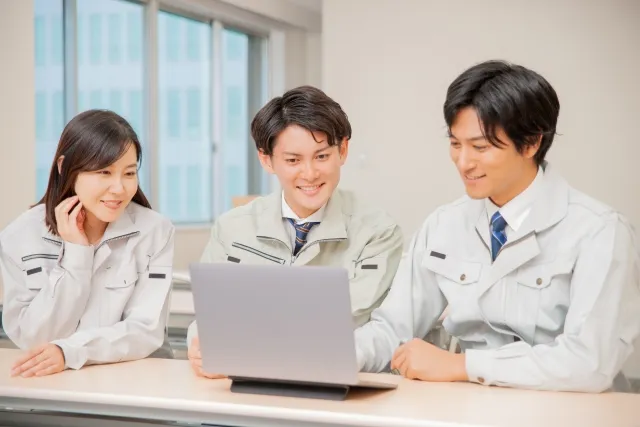 地域材で挑む非住宅木造設計の最前線を担う意匠設計職の建設求人イメージ