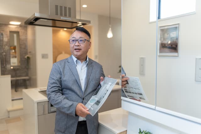 《年収2000万円を目指せるインセンティブ/ハウスメーカーの注文住宅営業》の建設求人イメージ